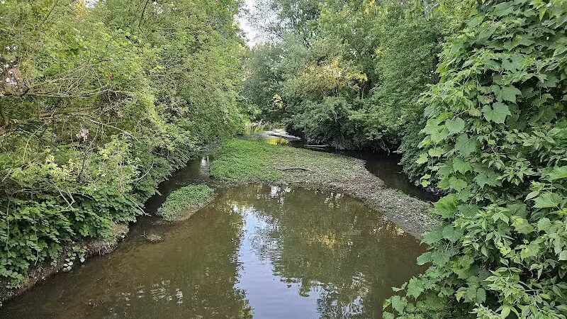 Aqueduct Trailhead - Valley View, OH