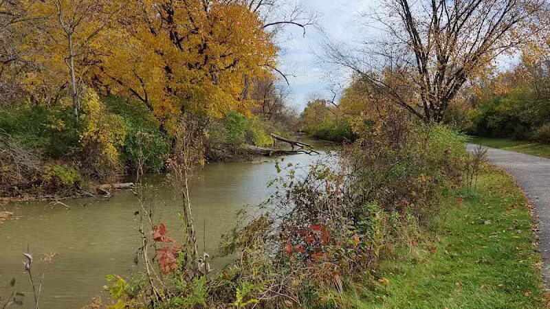 Ohio to Erie Trail, Canal Road Access - Valley View, OH