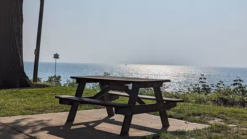 Lakefront Lodge Park - Willowick, OH