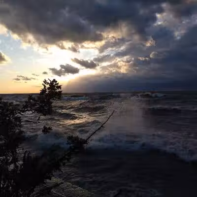 Lakefront Lodge Park - Willowick, OH