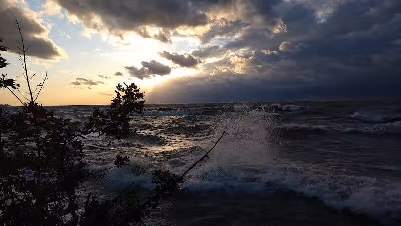Lakefront Lodge Park - Willowick, OH