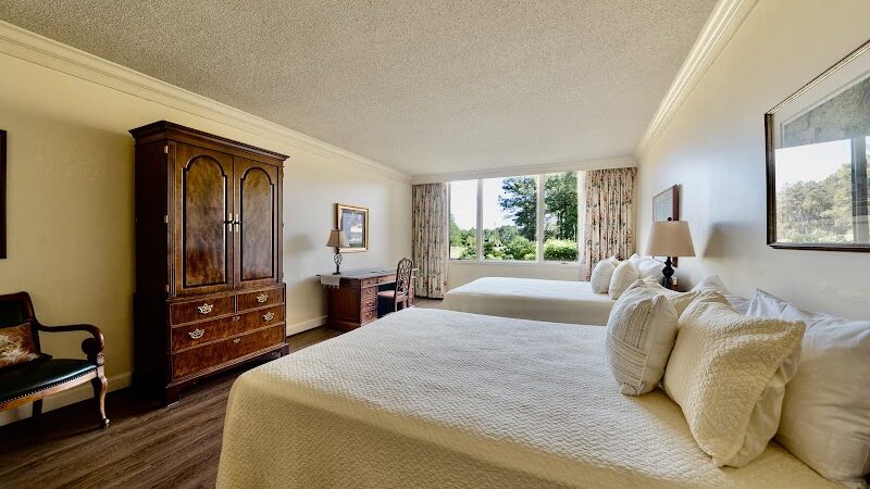 The Inn at Houndslake - Aiken, SC