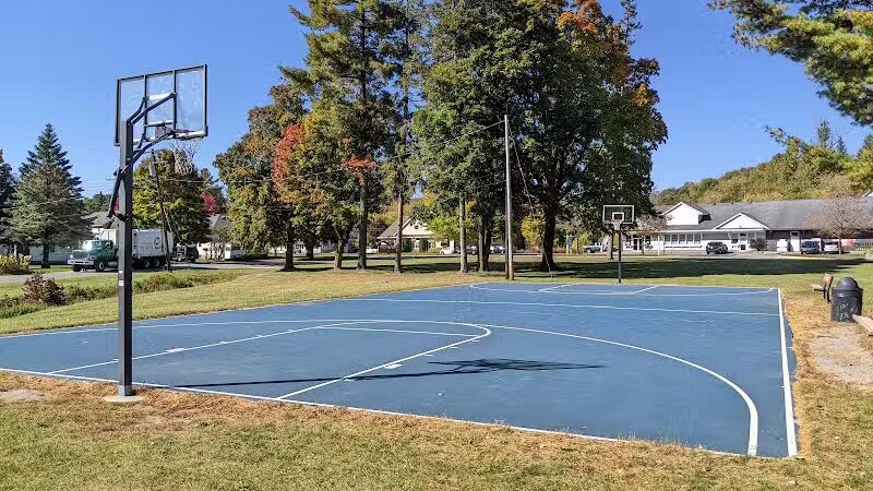 Alanson Village Park - Alanson,