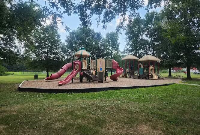 Grist Mill Park - Alexandria, VA