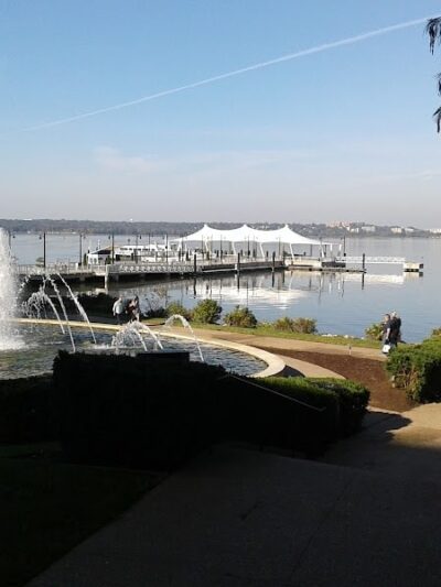 Huntington Park - Alexandria, VA