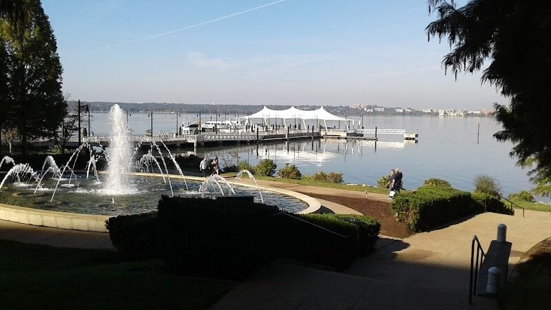 Huntington Park - Alexandria, VA