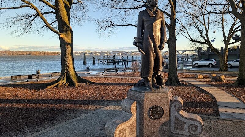 Waterfront Park - Alexandria, VA