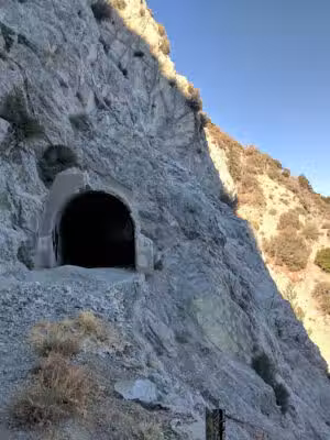 Eaton Saddle Trailhead - Altadena, CA