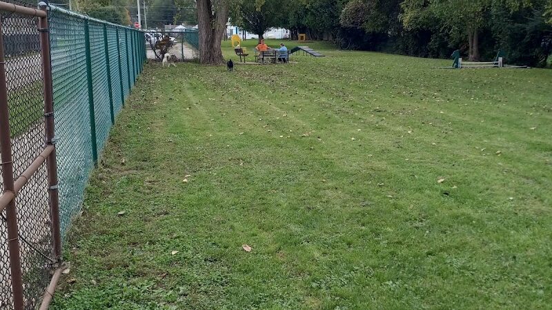 Canine Corral - Anderson, IN