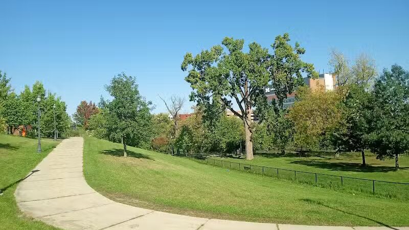 Broadway Park - Ann Arbor,