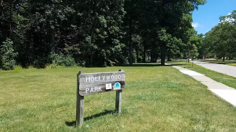 Hollywood Park - Ann Arbor,