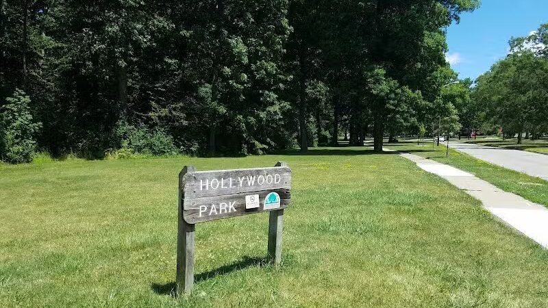 Hollywood Park - Ann Arbor,