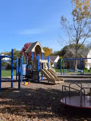 The Ponds Park - Ann Arbor,