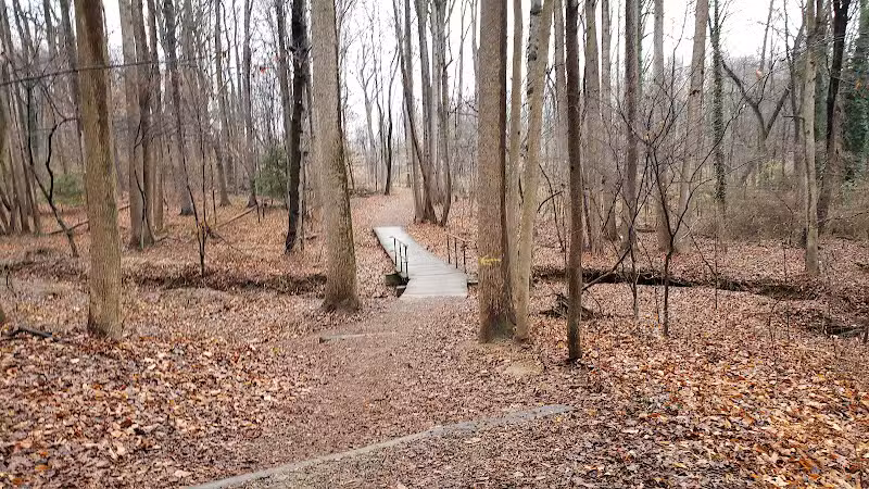 Mason District Off-Leash Dog Park - Annandale,