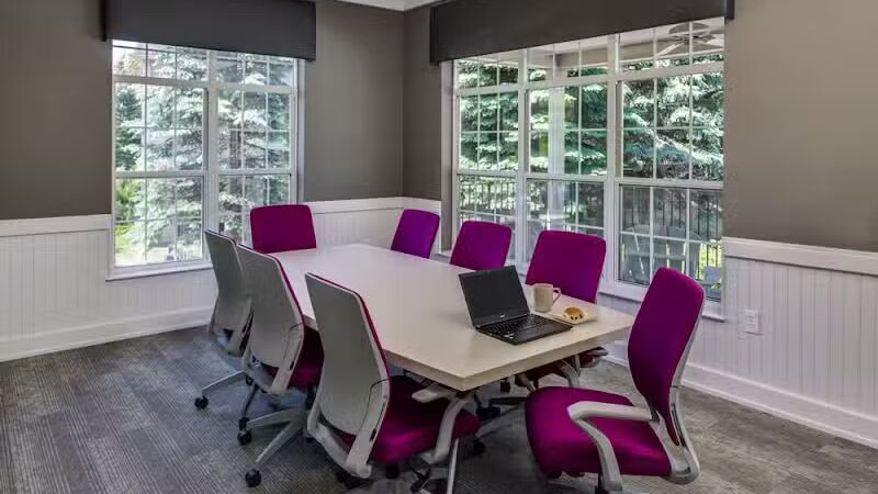 Auburn Gate - Auburn Hills,