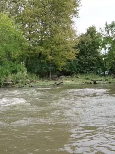 Clinton River Trail - Auburn Hills,