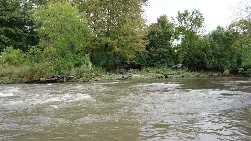 Clinton River Trail - Auburn Hills,