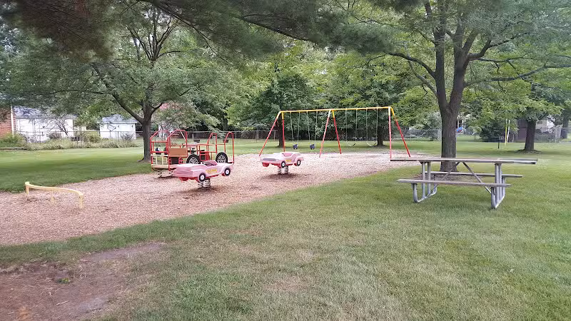 Dennis Dearing Jr. Memorial Park - Auburn Hills,