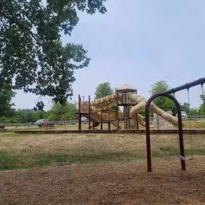 River Woods Park - Auburn Hills,