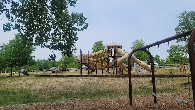 River Woods Park - Auburn Hills,