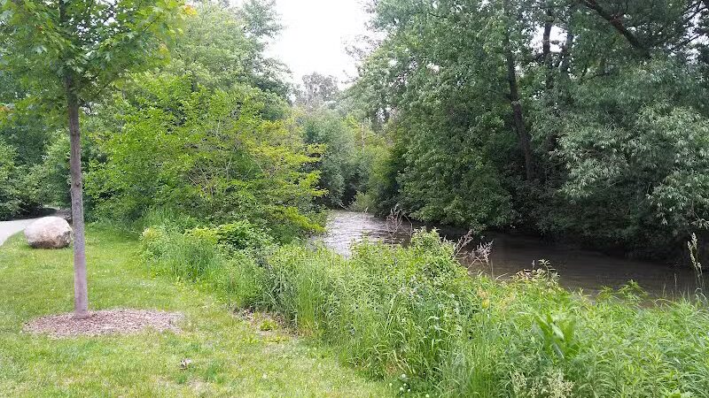 River Woods Park - Auburn Hills,