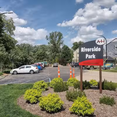 Riverside Park - Auburn Hills,