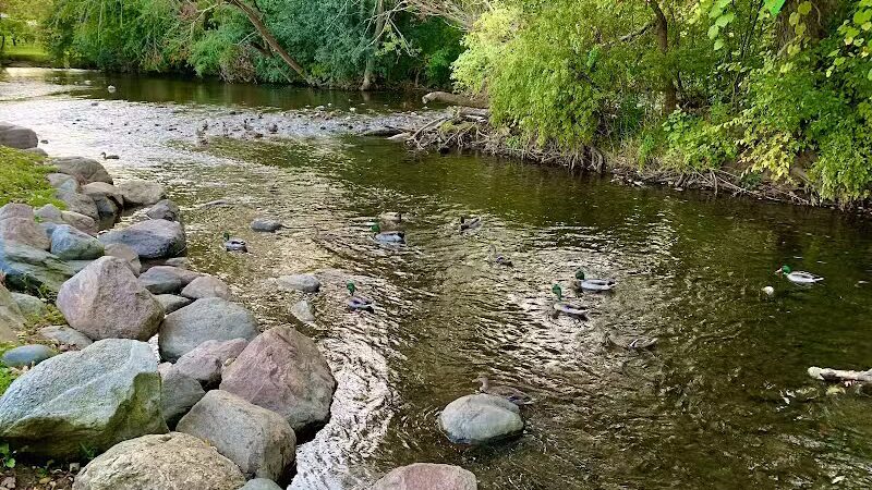 Riverside Park - Auburn Hills,
