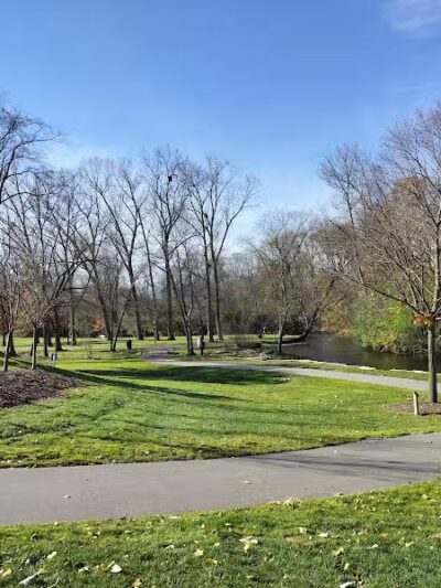 Riverside Park - Auburn Hills,