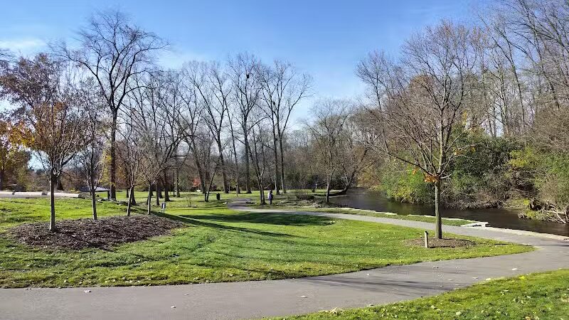 Riverside Park - Auburn Hills,