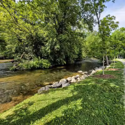 Riverside Park - Auburn Hills,