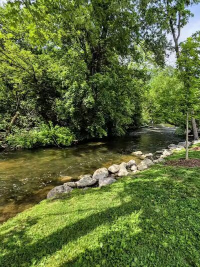 Riverside Park - Auburn Hills,