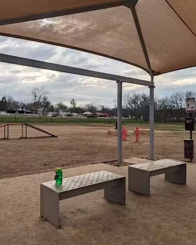 Easton Bark - Austin, TX