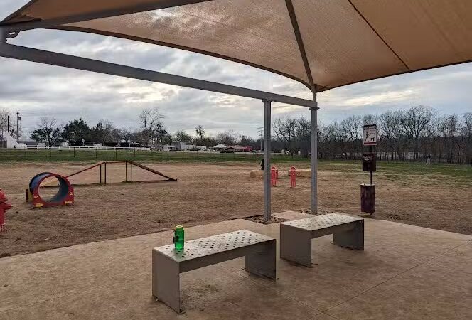 Easton Bark - Austin, TX