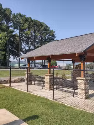 Sara Low Memorial Dog Park - Batesville, AR