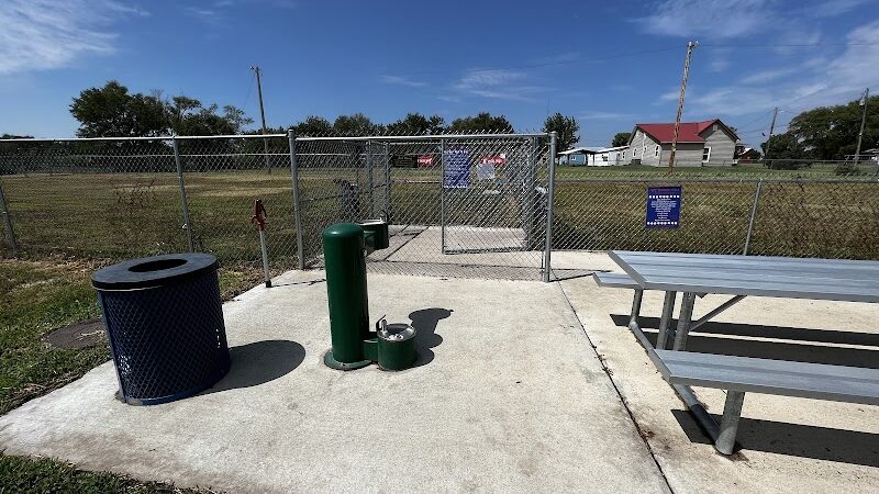 Buff Ruff Dog Park - Belleville, KS