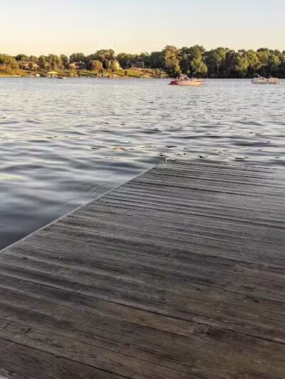 Van Buren Park Beach - Belleville,