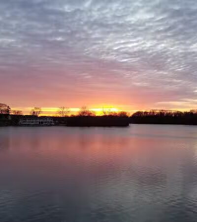 Van Buren Park Beach - Belleville,