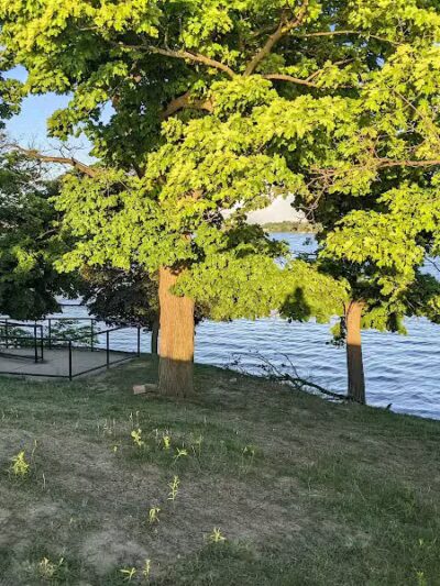 Van Buren Park Beach - Belleville,