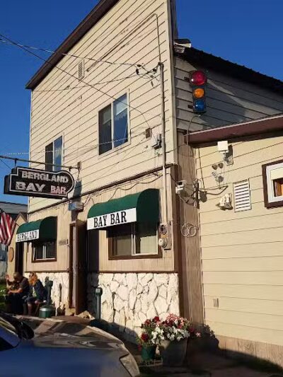 Bergland Bay Bar - Bergland,