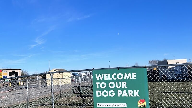 Dog Park at Love’s Travel Stops - Bevier, MO