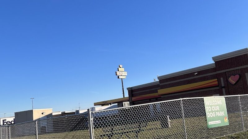 Dog Park at Love’s Travel Stops - Bevier, MO