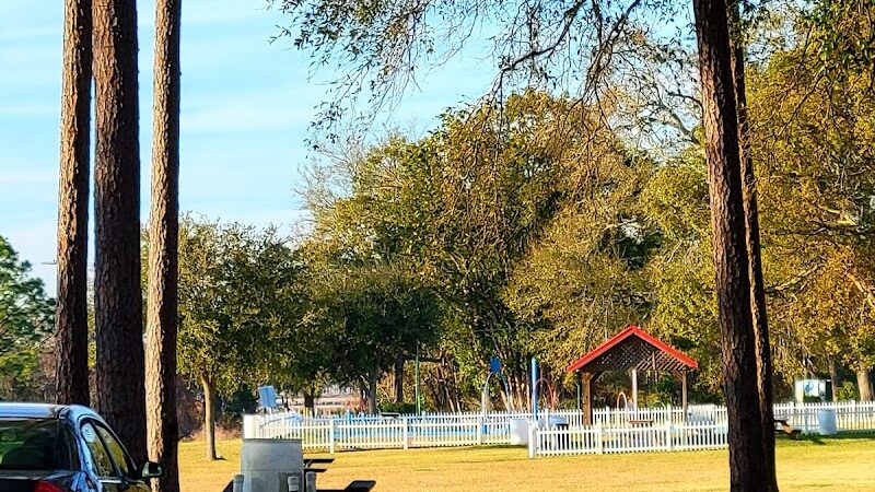 Pixie’s Memorial Dog Park of Hiller Park - Biloxi, MS