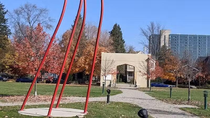 Barnum Park - Birmingham,