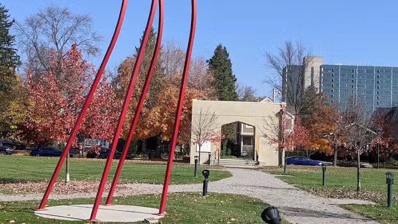 Barnum Park - Birmingham,