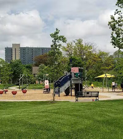 Barnum Park - Birmingham,