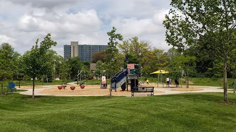 Barnum Park - Birmingham,