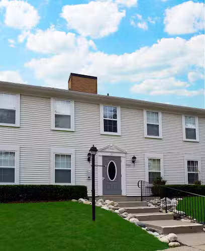 Whethersfield Apartments - Bloomfield Hills,