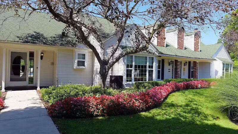 Whethersfield Apartments - Bloomfield Hills,