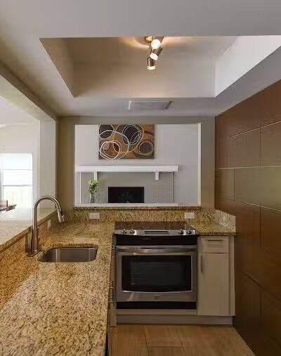 Whethersfield Apartments - Bloomfield Hills,