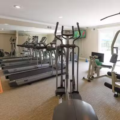 Whethersfield Apartments - Bloomfield Hills,